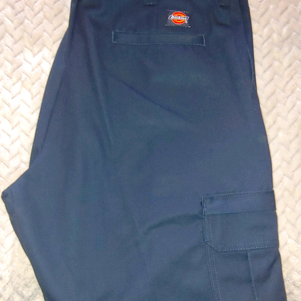 Pants - Picture 2 of 4